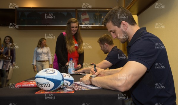 010514 - Sam Warburton and Leigh Halfpenny at Cardiff Blues signing session for fans - 