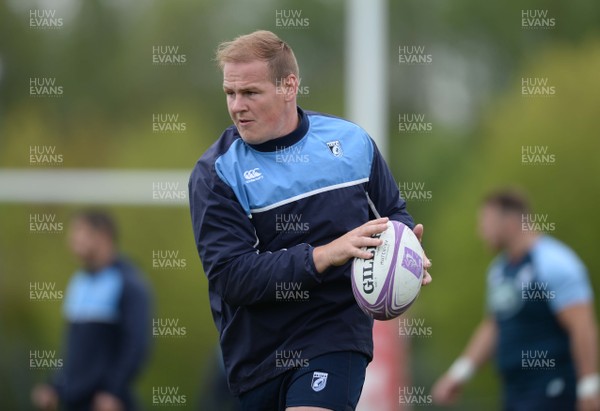 090518 - Cardiff Blues Rugby Training - Rhys Gill during training