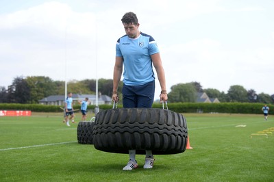 100718 - Cardiff Blues Preseason Training - Rory Thornton