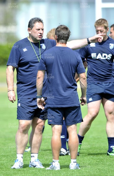 260713 - Cardiff Blues Training -   Phil Davies chats with coaching staff