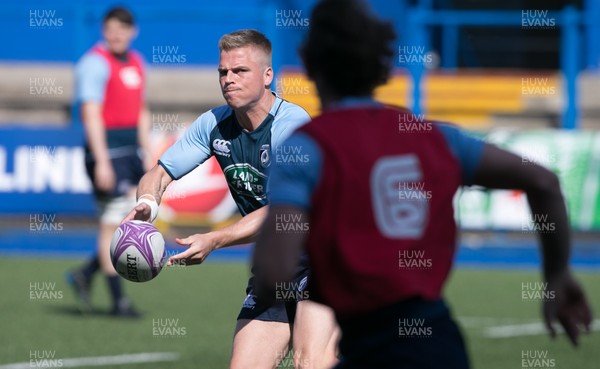 200418 - Cardiff Blues Training - Gareth Anscombe of Cardiff Blues during a training session at the Cardiff Arms Park ahead of their Challenge Cup semi final match against Pau