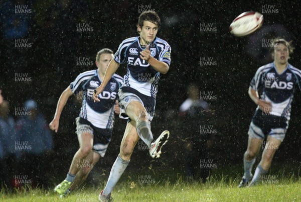 070911 -Cardiff Blues U16 North v Scarlets U16, Age Grade Regional Championship -  Blues U16 North's Corey Shephard kicks ahead �Huw Evans Agency Ltd, Cardiff