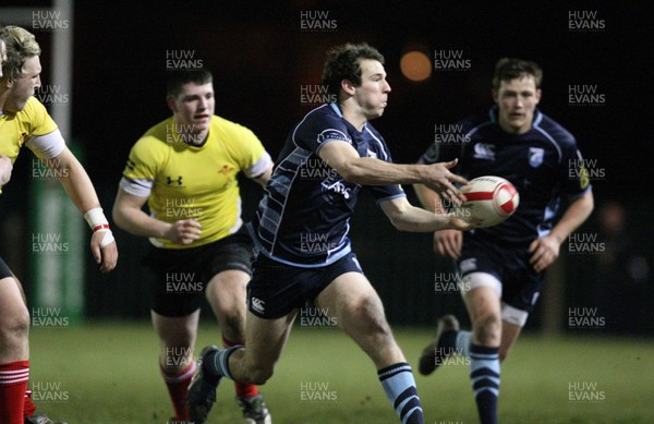 17.03.11... Cardiff Blues U17 v Welsh Schools U16, Abercynon -  Cardiff Blues Lloyd Chalke feeds the ball out 