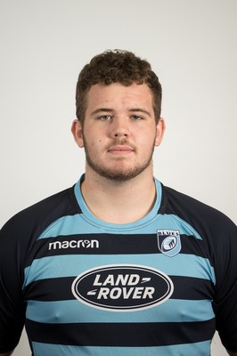 170918 - Cardiff Blues U18 Squad Portraits - Christian Brookes