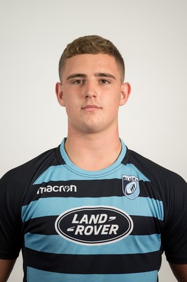 170918 - Cardiff Blues U18 Squad Portraits - Kian Beach