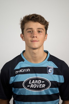 170918 - Cardiff Blues U18 Squad Portraits - Oliver James