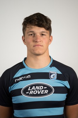 170918 - Cardiff Blues U18 Squad Portraits - Teddy Williams