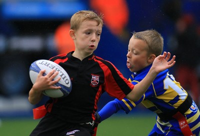230815 - Cardiff Blues Under 8s Tag Festival - Abercynon take on Old Penarthians in semi Final two