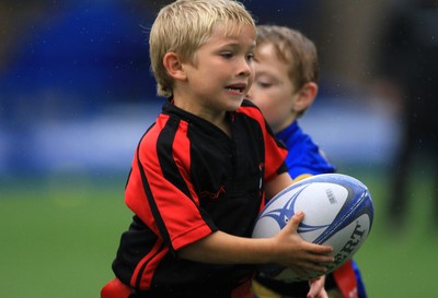 230815 - Cardiff Blues Under 8s Tag Festival - Abercynon take on Old Penarthians in semi Final two