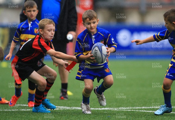 230815 - Cardiff Blues Under 8s Tag Festival - Abercynon take on Old Penarthians in semi Final two