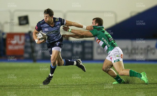 160318 - Cardiff Blues v Benetton Rugby, Guinness PRO14 - Lloyd Williams of Cardiff Blues looks to break away