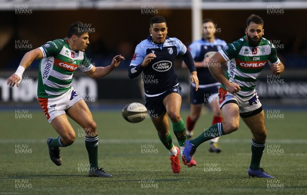 230220 - Cardiff Blues v Benetton Rugby, Guinness PRO14 - Ben Thomas of Cardiff Blues kicks the ball ahead