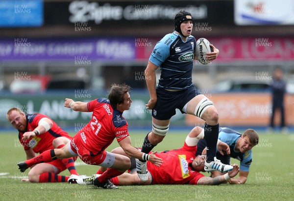 200816 - Cardiff Blues v Bristol Rugby - Pre Season Friendly - Seb Davies of Cardiff Blues breaks past Rhodri Williams of Bristol Rugby