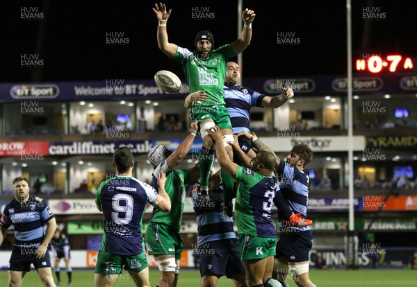 060315 - Cardiff Blues v Connacht, Guinness PRO12 - Connacht's John Muldoon wins lineout ball 