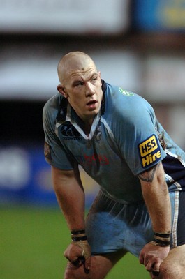 18.11.06  Cardiff Blues v Connacht Cardiff's John Yapp 