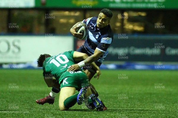 260119 - Cardiff Blues v Connacht - GuinnessPRO14 - Rey Lee Lo of Cardiff Blues is tackled by David Horwitz of Connacht