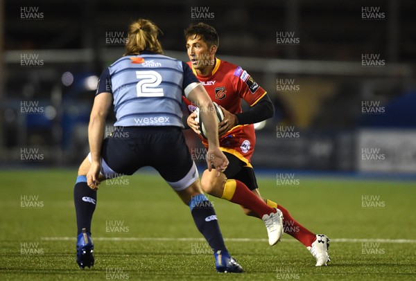061017 - Cardiff Blues v Dragons Rugby - Guinness PRO14 - Gavin Henson of Dragons takes on Kristian Dacey of Cardiff Blues