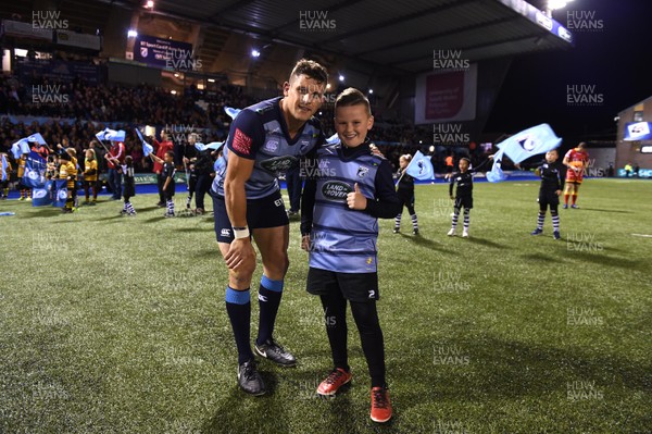 061017 - Cardiff Blues v Dragons Rugby - Guinness PRO14 - Lloyd Williams and mascot