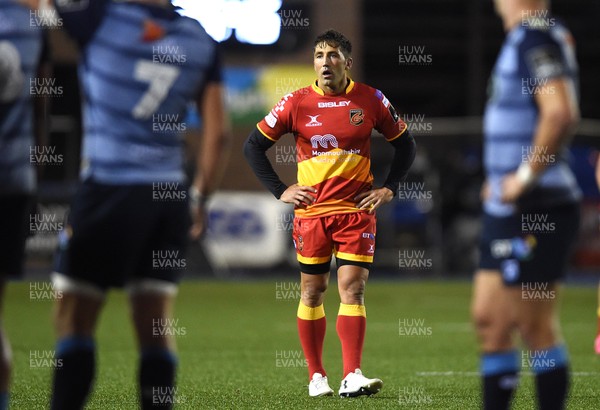 061017 - Cardiff Blues v Dragons Rugby - Guinness PRO14 - Gavin Henson of Dragons