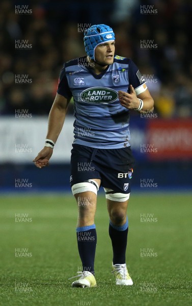 061017 - Cardiff Blues v Dragons Rugby - Guinness PRO14 - Olly Robinson of Cardiff Blues