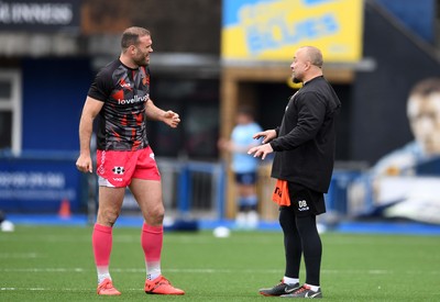 090521 - Cardiff Blues v Dragons - Guinness PRO14 Rainbow Cup - Jamie Roberts and Dan Baugh of Dragons during the warm up