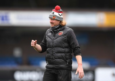 090521 - Cardiff Blues v Dragons - Guinness PRO14 Rainbow Cup - Dragons coach Simon Cross during the warm up