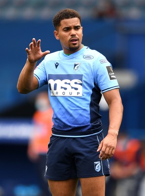 090521 - Cardiff Blues v Dragons - Guinness PRO14 Rainbow Cup - Ben Thomas of Cardiff Blues