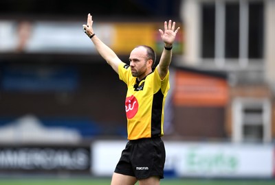 090521 - Cardiff Blues v Dragons - Guinness PRO14 Rainbow Cup - Referee Mike Adamson