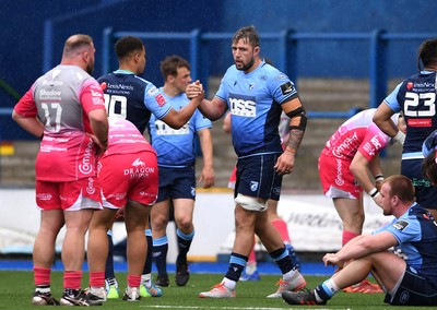 090521 - Cardiff Blues v Dragons - Guinness PRO14 Rainbow Cup - Josh Turnbull of Cardiff Blues and Ben Thomas of Cardiff Blues celebrate win