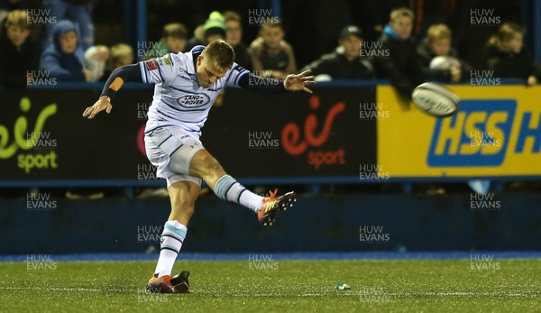 211218 - Cardiff Blues v Dragons - Guinness PRO14 - Gareth Anscombe of Cardiff Blues kicks the winning penalty
