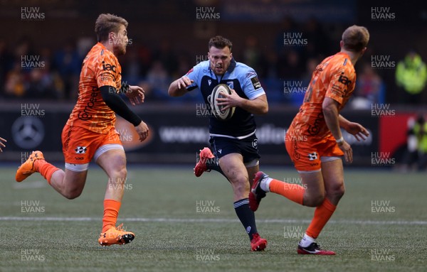 261219 - Cardiff Blues v Dragons - Guinness PRO14 - Owen Lane of Cardiff Blues is tackled by Tyler Morgan of Dragons