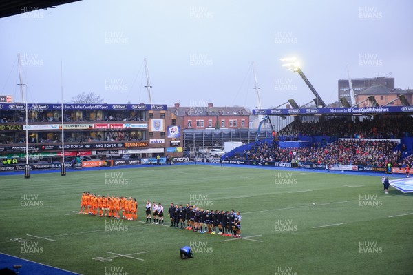 261219 - Cardiff Blues v Dragons - Guinness PRO14 - Players observe a minutes silence in memory of the brother of Cardiff Blues player Aled Summerhill