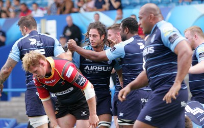 290815 - Cardiff Blues v Newport Gwent Dragons - Preseason friendly - Josh Navidi of Cardiff Blues scores a try