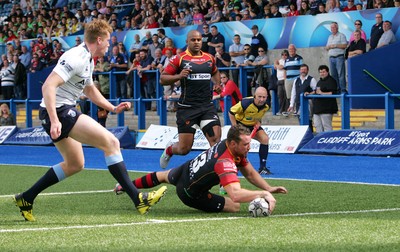 290815 - Cardiff Blues v Newport Gwent Dragons - Preseason friendly - Barney Nightingale of Dragons scores a try