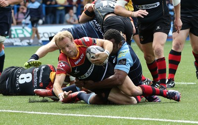 290815 - Cardiff Blues v Newport Gwent Dragons, Pre-Season Friendly -Sarel Pretorius of Newport Gwent Dragons powers over to score try