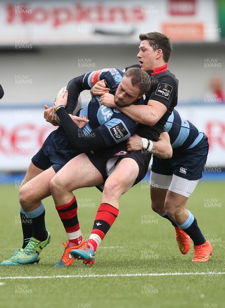 010315 - Cardiff Blues v Edinburgh Rugby, Guinness PRO12 -Cardiff Blues Cory Allen is held by Edinburgh's Sam Beard