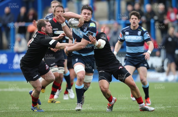 010315 - Cardiff Blues v Edinburgh Rugby, Guinness PRO12 -Cardiff Blues Ellis Jenkins charges though the Edinburgh defence