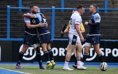 051019 - Cardiff Blues v Edinburgh Rugby - Guinness PRO14 - Owen Lane of Cardiff Blues celebrates scoring a try with Matthew Morgan