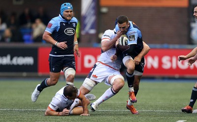 051019 - Cardiff Blues v Edinburgh Rugby - Guinness PRO14 - Aled Summerhill of Cardiff Blues is tackled by Nic Groom and Fraser McKenzie of Edinburgh