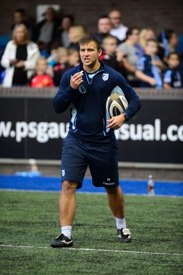 051019 - Cardiff Blues v Edinburgh Rugby - Guinness PRO14 - Tom Smith