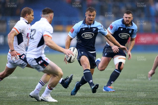 051019 - Cardiff Blues v Edinburgh Rugby - Guinness PRO14 - Jarrod Evans of Cardiff Blues tries to chip the ball over
