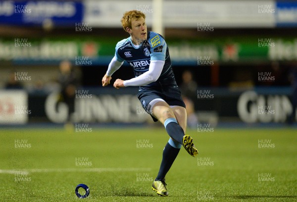 300116 - Cardiff Blues v Edinburgh - Guinness PRO12 -Rhys Patchell of Cardiff Blues kicks at goal