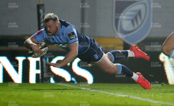 291120 - Cardiff Blues v Glasgow Warriors - Guinness PRO14 - Owen Lane of Cardiff Blues try was disallowed