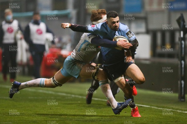 291120 - Cardiff Blues v Glasgow Warriors, Guinness PRO14 - Aled Summerhill of Cardiff Blues is tackled by Rob Harley of Glasgow Warriors