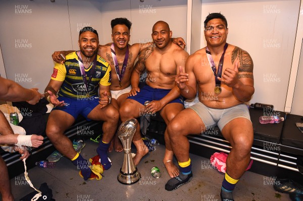 110518 - Cardiff Blues v Gloucester - European Rugby Challenge Cup Final - Willis Halaholo, Rey Lee-Lo, Taufa'ao Filise and Nick Williams of Cardiff Blues celebrate in the dressing room