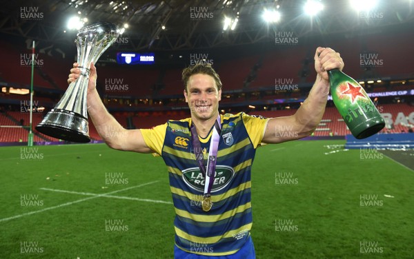 110518 - Cardiff Blues v Gloucester - European Rugby Challenge Cup Final - Blaine Scully of Cardiff Blues celebrates