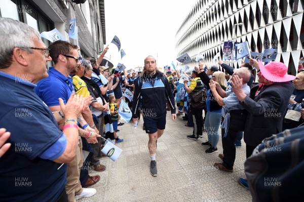 110518 - Cardiff Blues v Gloucester - European Rugby Challenge Cup Final - Kristian Dacey of Cardiff Blues walks to the Stadium