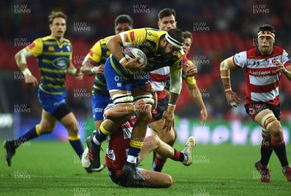 110518 - Cardiff Blues v Gloucester - European Rugby Challenge Cup Final - Josh Turnbull of Cardiff Blues is tackled by Billy Burns of Gloucester