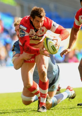 14.03.10 - LV= Cup Rugby, Cardiff Blues v Gloucester Rugby Gloucester's Nicky Robinson is tackled by Blues' Andy Powell 