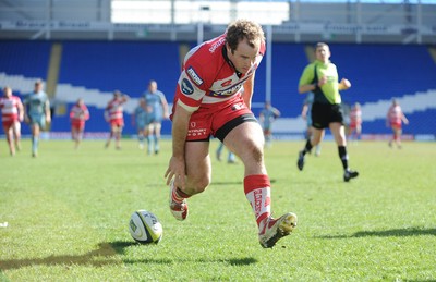 14.03.10 - LV= Cup Rugby, Cardiff Blues v Gloucester Rugby Gloucester's James Simpson Daniel scores his second try 